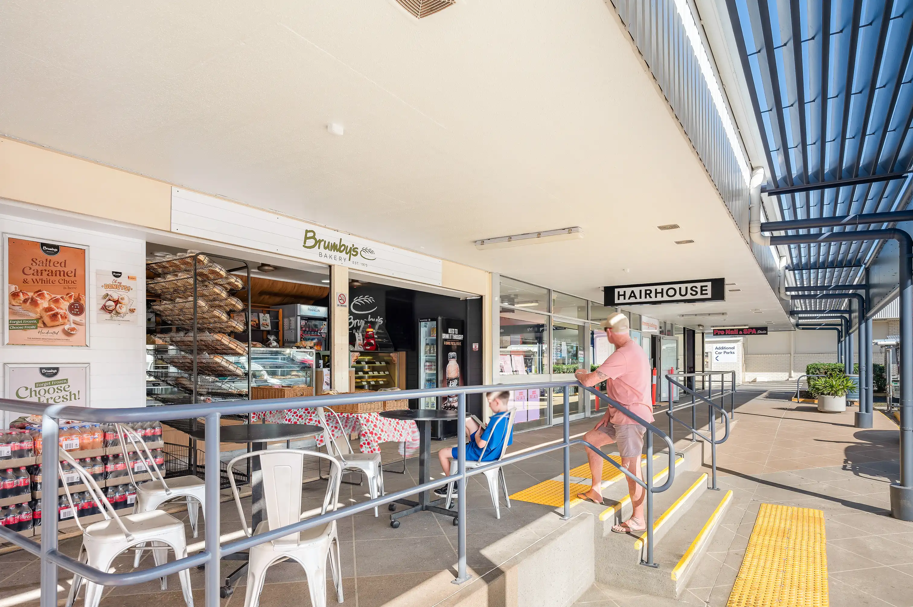 Gladstone Square Brumby's Bakery walkway